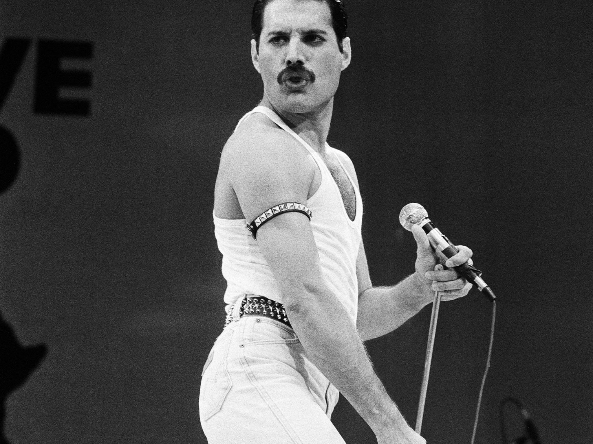 4. Queen at Live Aid (1985)