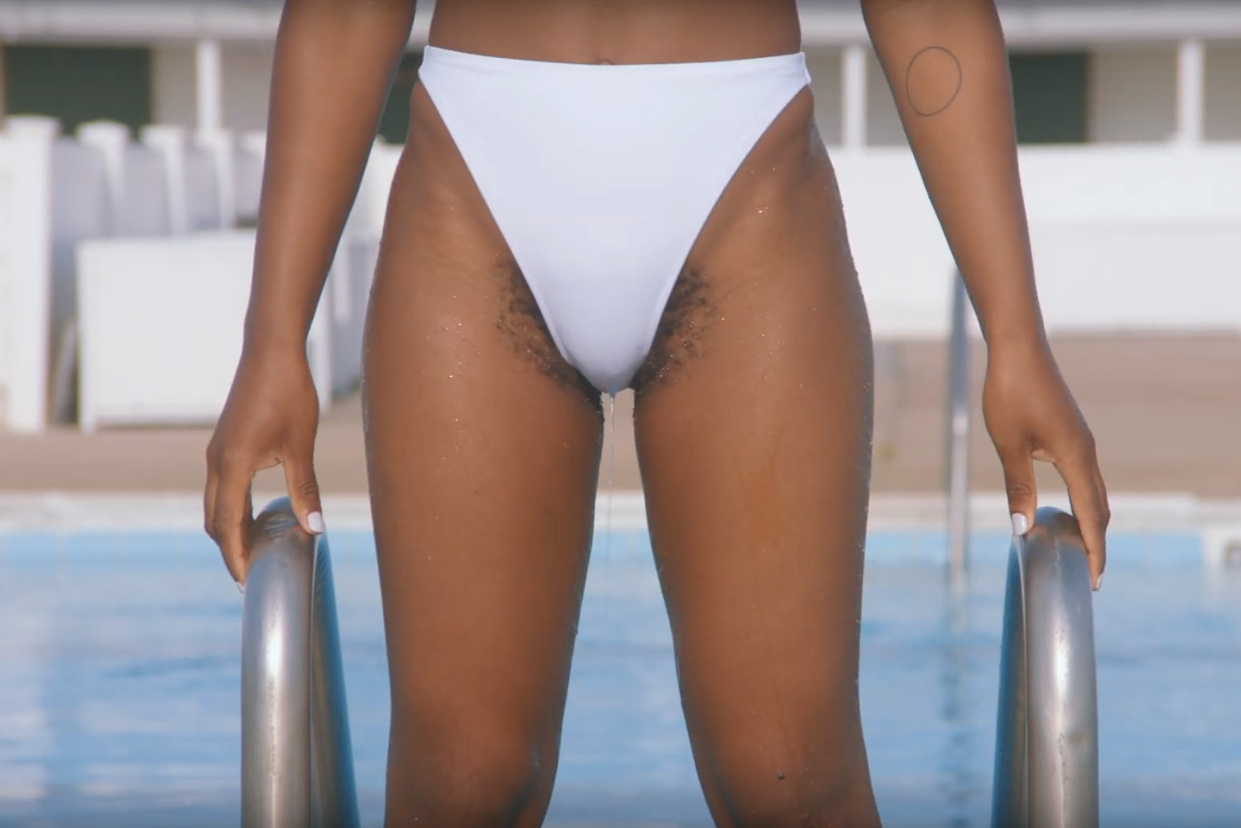 Razor brand Billie praised for showing women's pubic hair ...