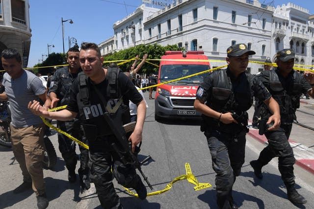 A suicide attack targeted police on the main street of Tunisia's capital Tunis, wounding three civilians and two police officers
