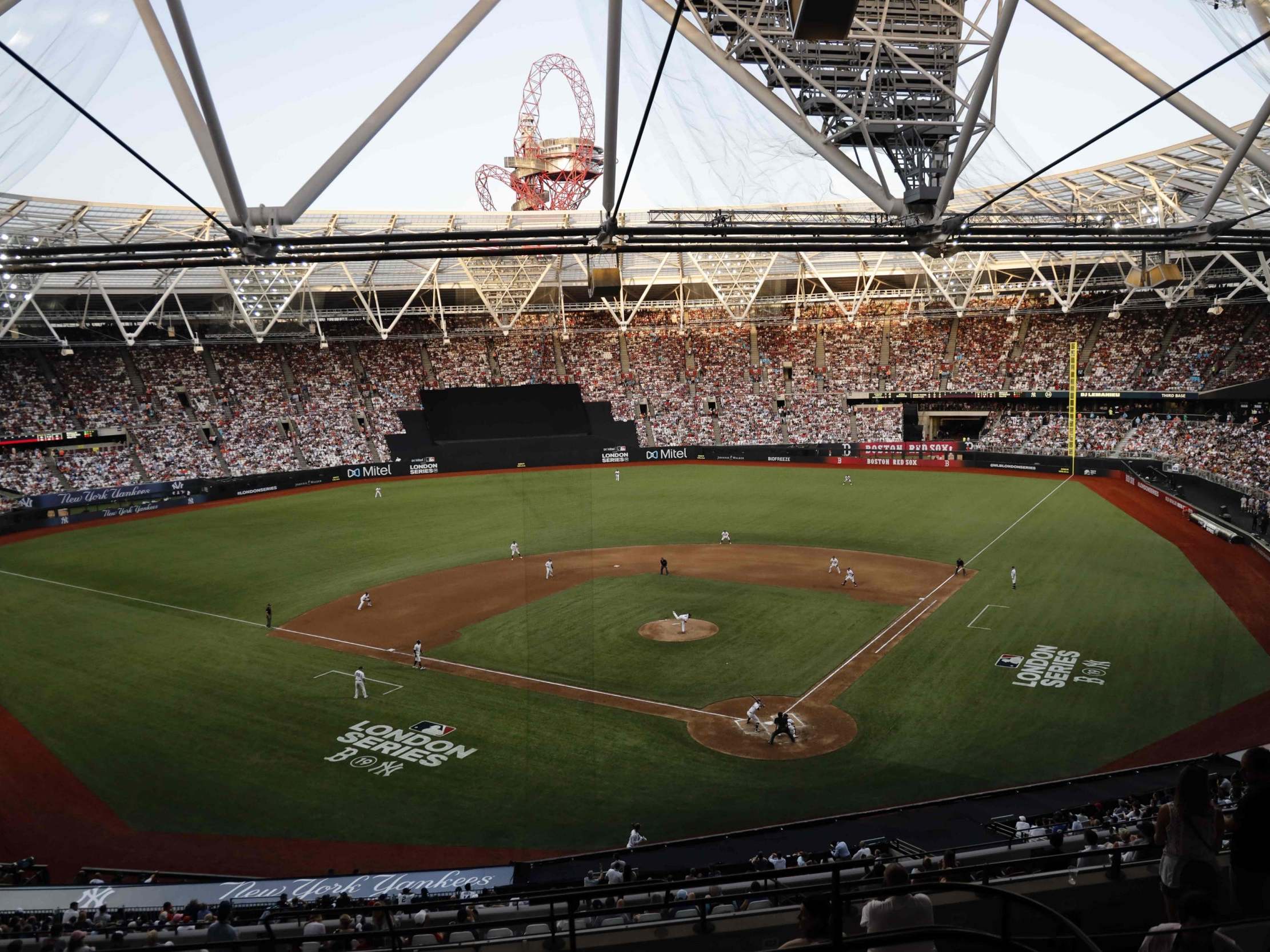 West Ham stadium transformed for baseball & MLB London Series