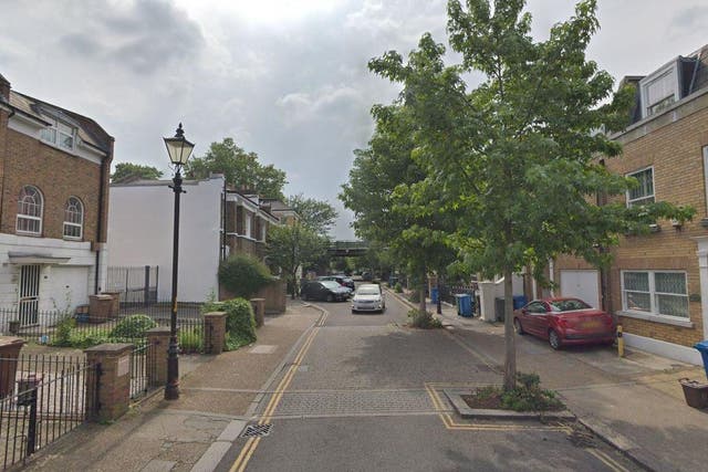 A man in his 20s or 30s died after being stabbed in Sutherland Walk, Walworth