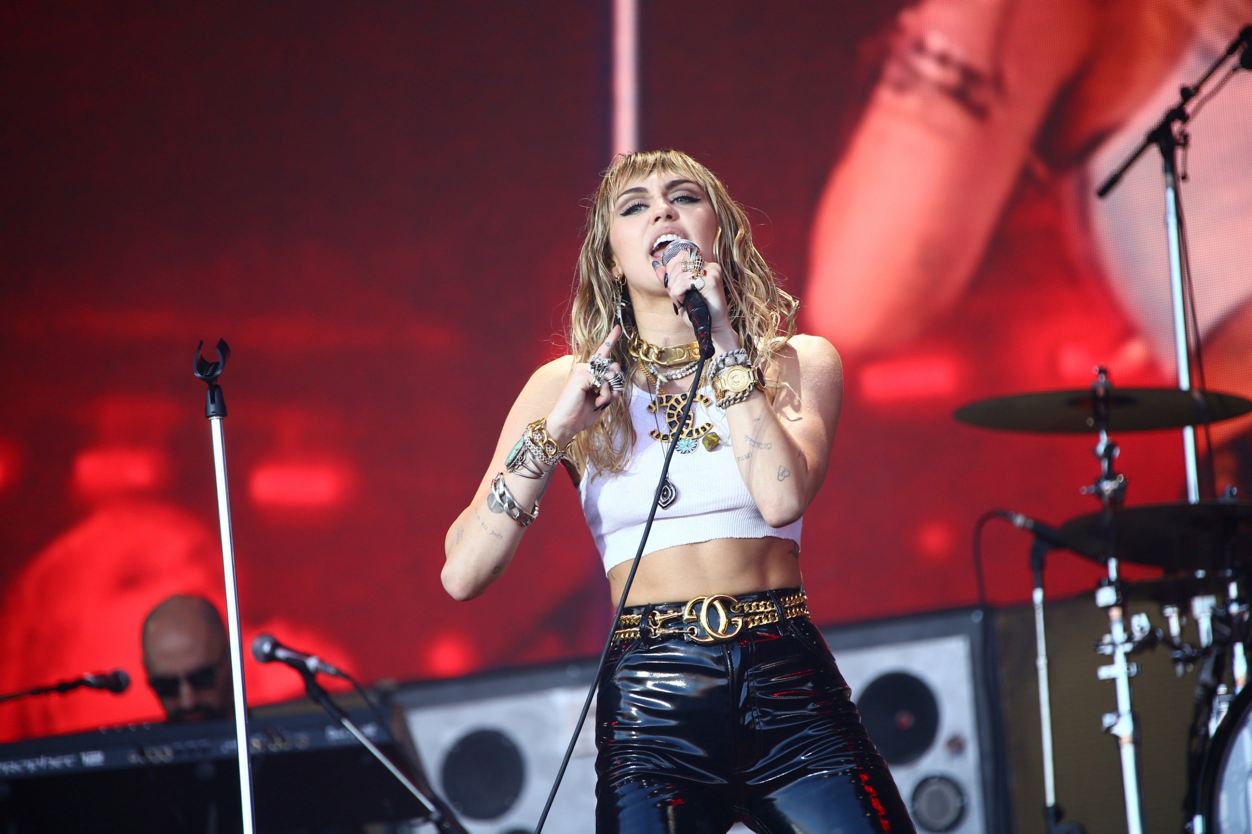 Miley Cyrus Bad Photo Sex - Miley Cyrus at Glastonbury, review: At her best, something ...