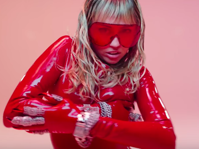 Miley Cyrus in the video for 'Mother's Daughter'