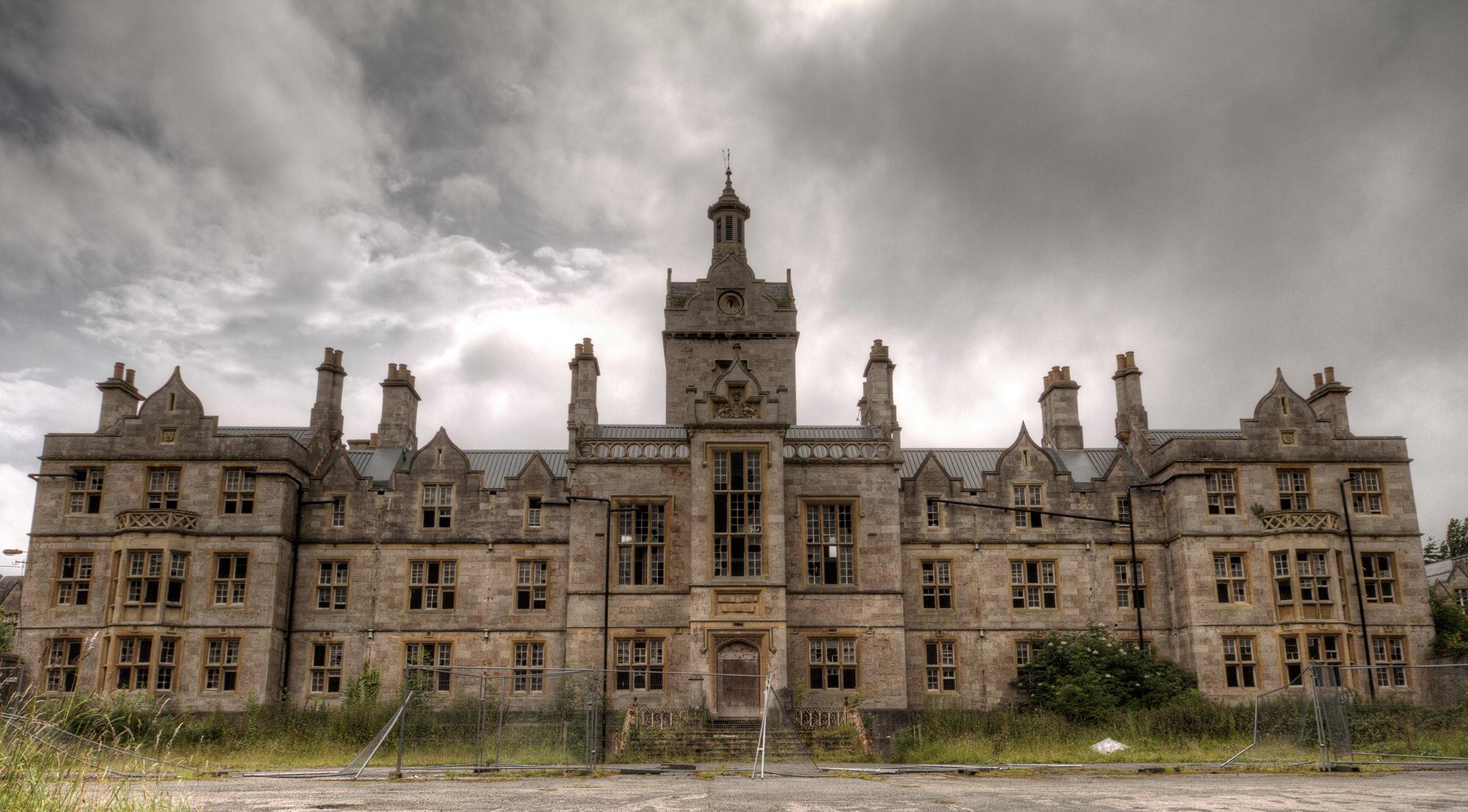 Biggest Abandoned Building In Detroit