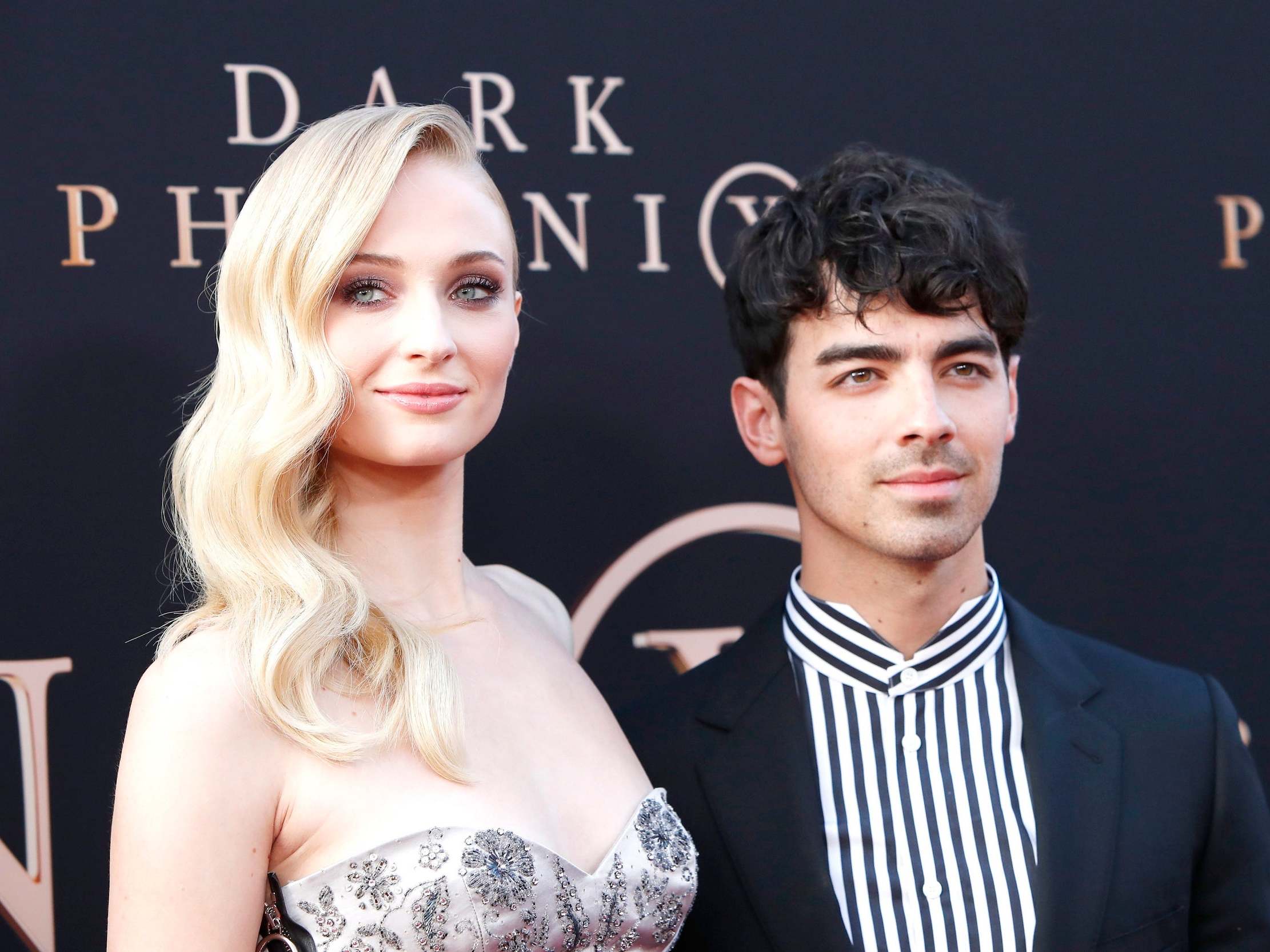 Sophie Turner and Joe Jonas Share First Wedding Photos From France