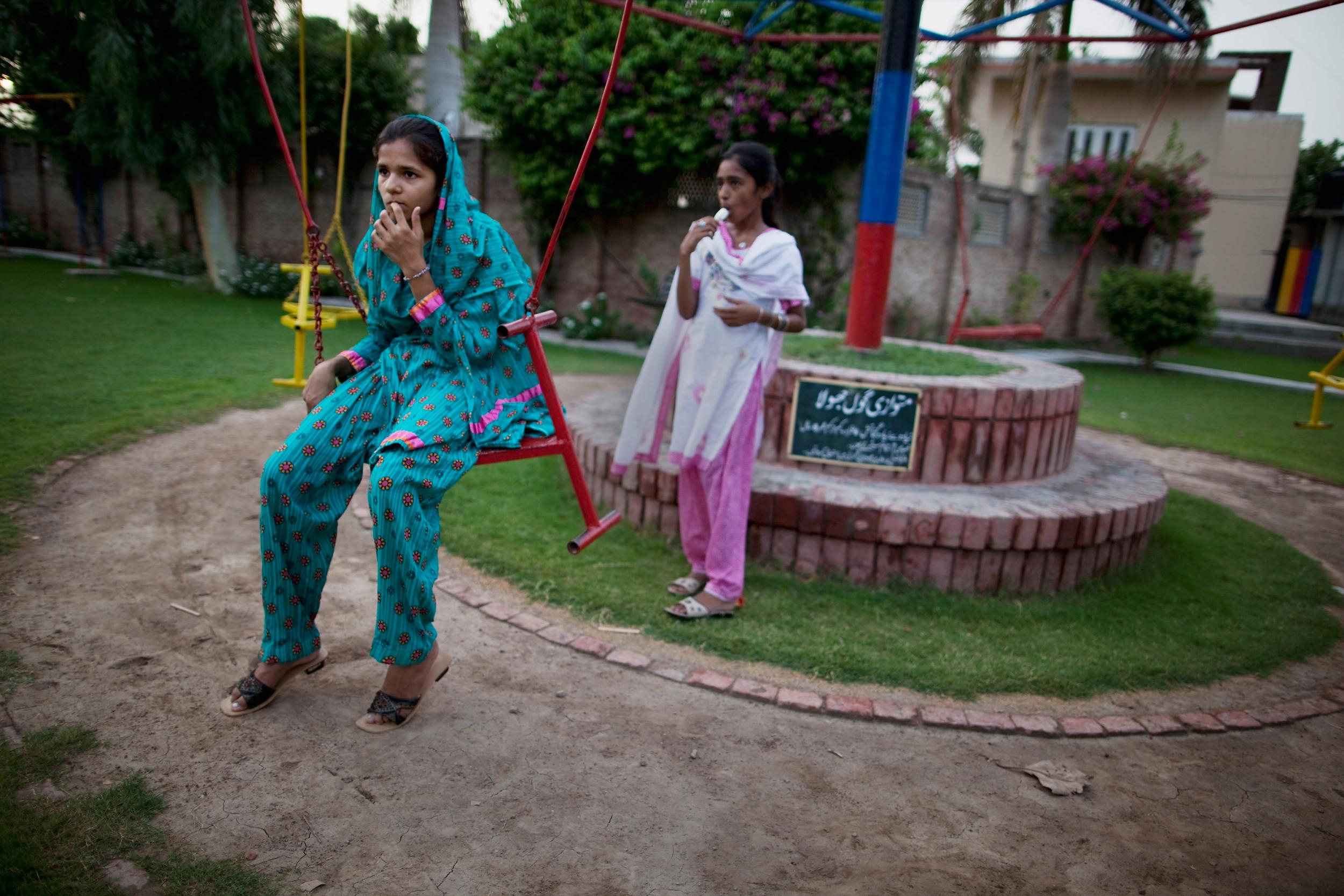 Children play in a gated Ahmadi community in Chenab Nagar (Getty)