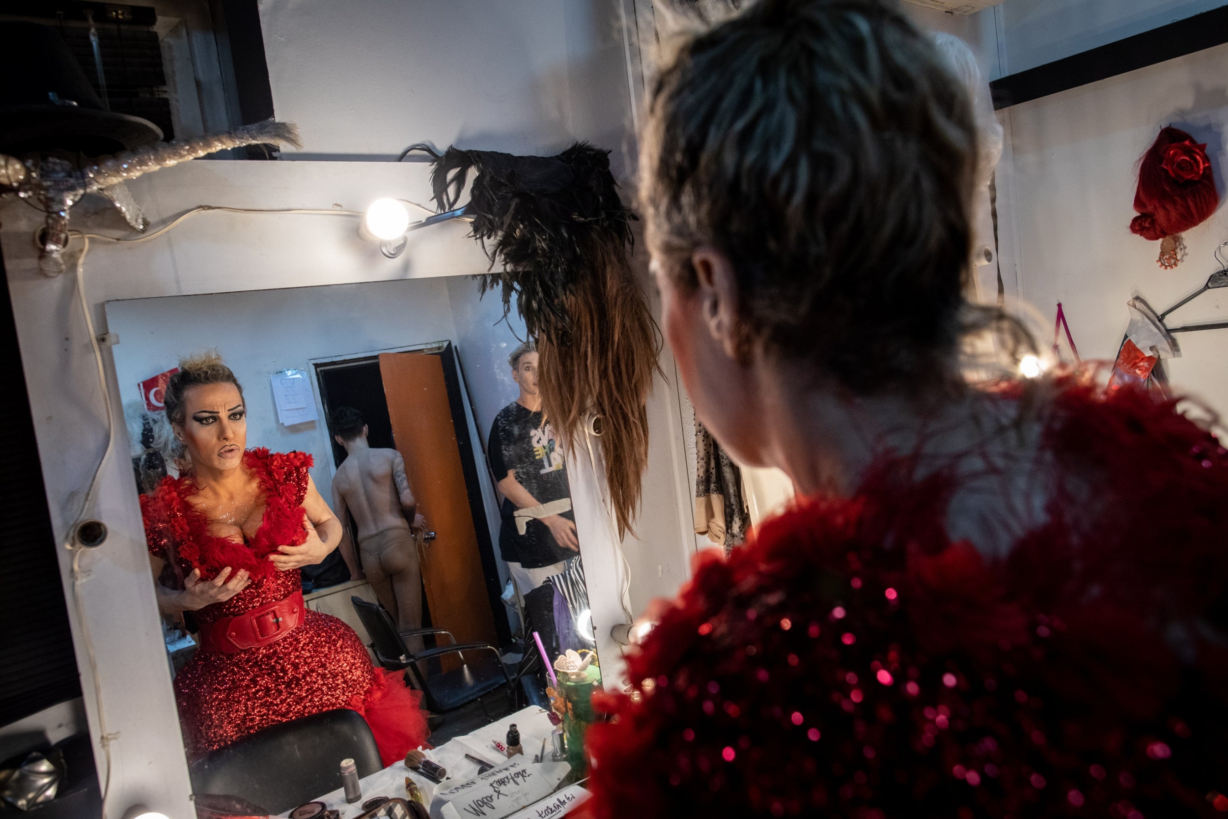 In 2000 she moved to Istanbul to work as a singer in a number of underground night clubs. During these years she became involved with the political LGBT community 'Lambda Istanbul'. At this time she took to the stage as drag queen 'Matmazel Coco' (Mademoiselle Coco) performing at nightclubs and entertainment events and in 2014 she began her professional acting career.