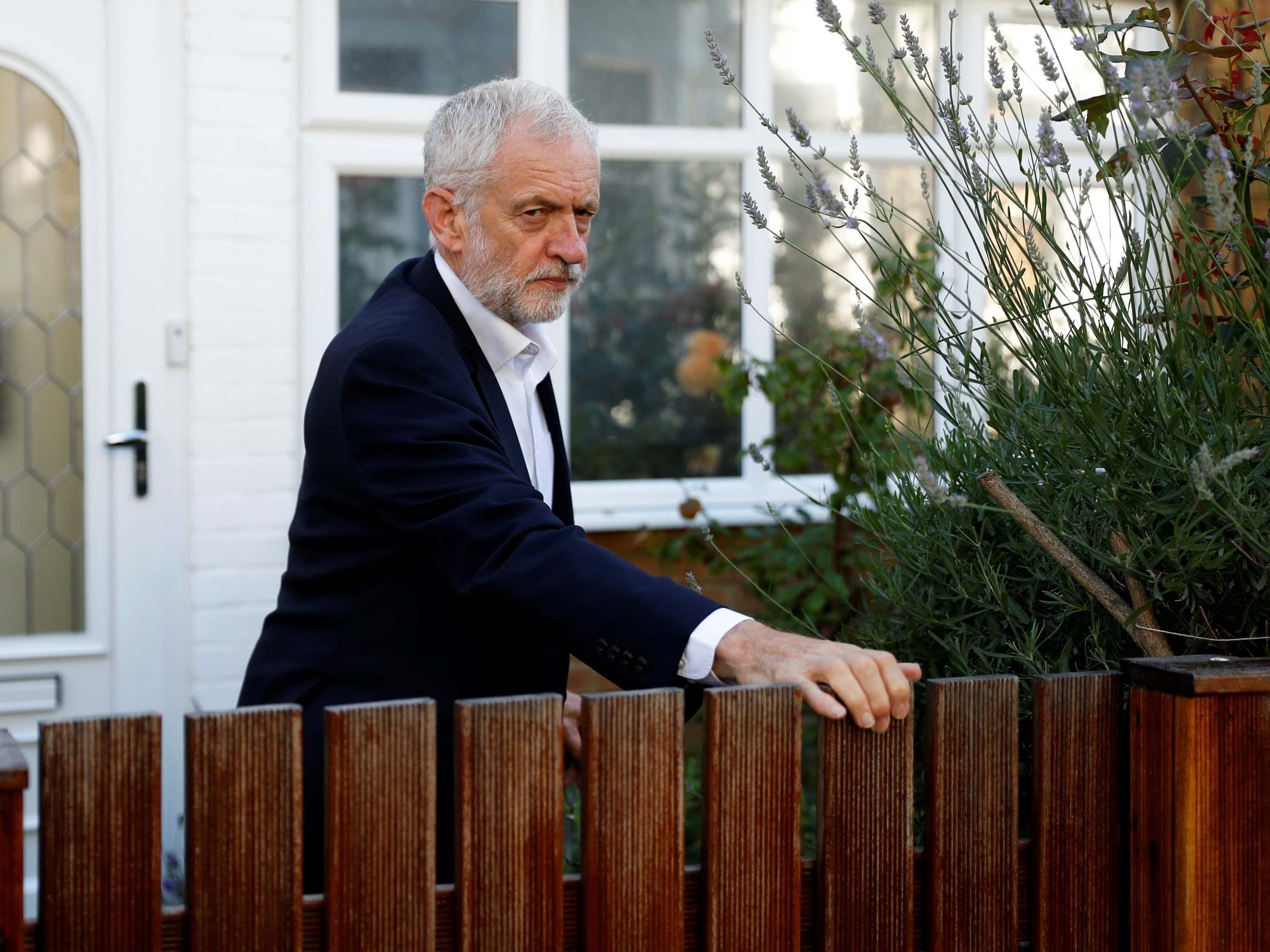Corbyn has been asked time and again to announce full-blooded Brexit policies