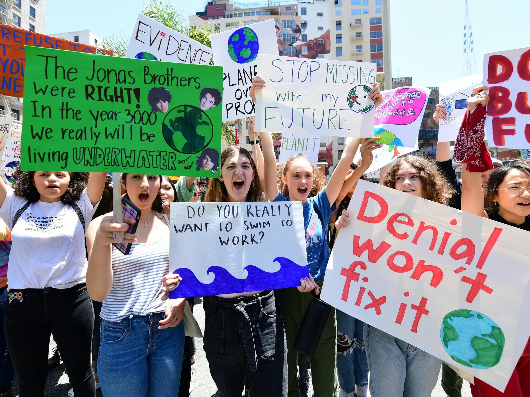 Thousands of school students in the US walked out in an international 'climate strike' in May