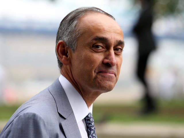 <p>Ara Darzi says the government must ‘re-engage staff and re-empower patients’ and make care ‘closer to home’ </p>