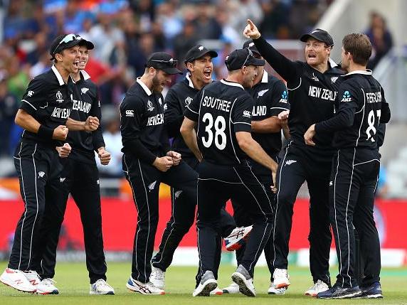 New Zealand celebrate their victory as the final wicket falls