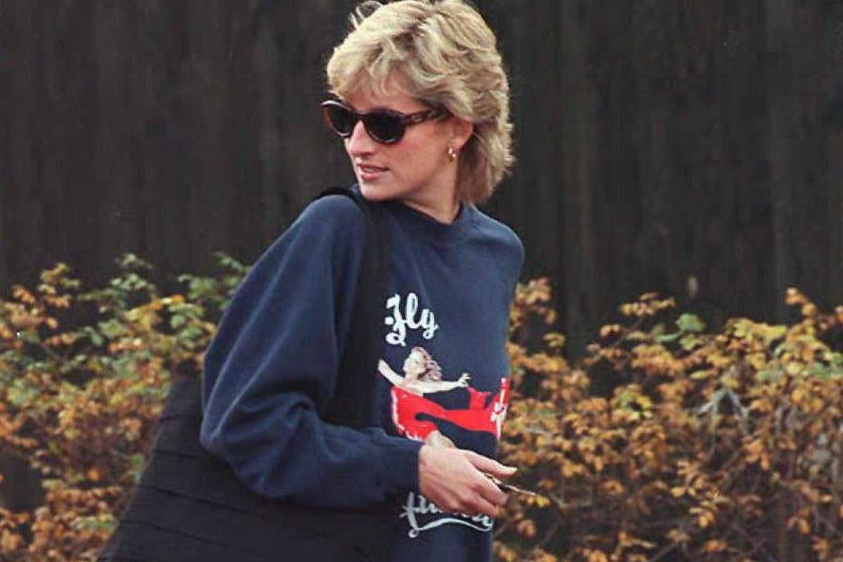 Princess Diana's Virgin Atlantic jumper sold for £43,000 | The Independent