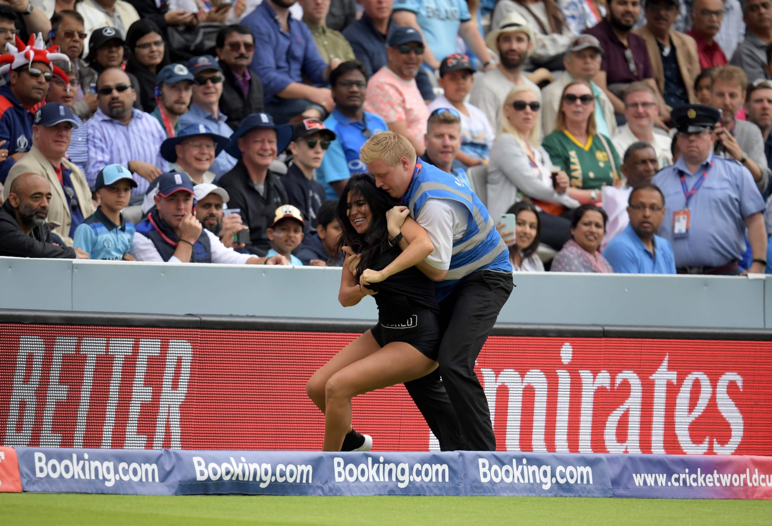 Cricket World Cup Streaker Attempts Pitch Invasion In England Vs My Xxx Hot Girl 7892