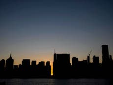 Electricity restored to Manhattan after massive black out