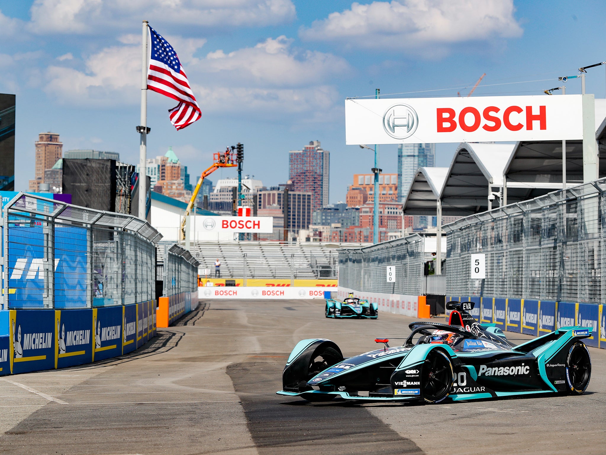 The final two races of the season took place against the backdrop of the New York skyline