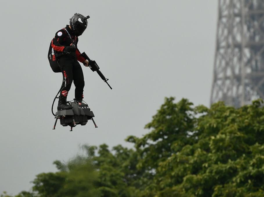 Hoverboard france military flyboard