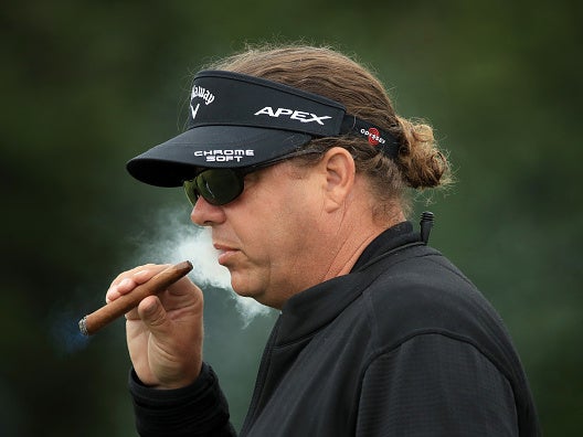 Xander Schauffele’s father, Stefan, watches on during the final round of the US Open