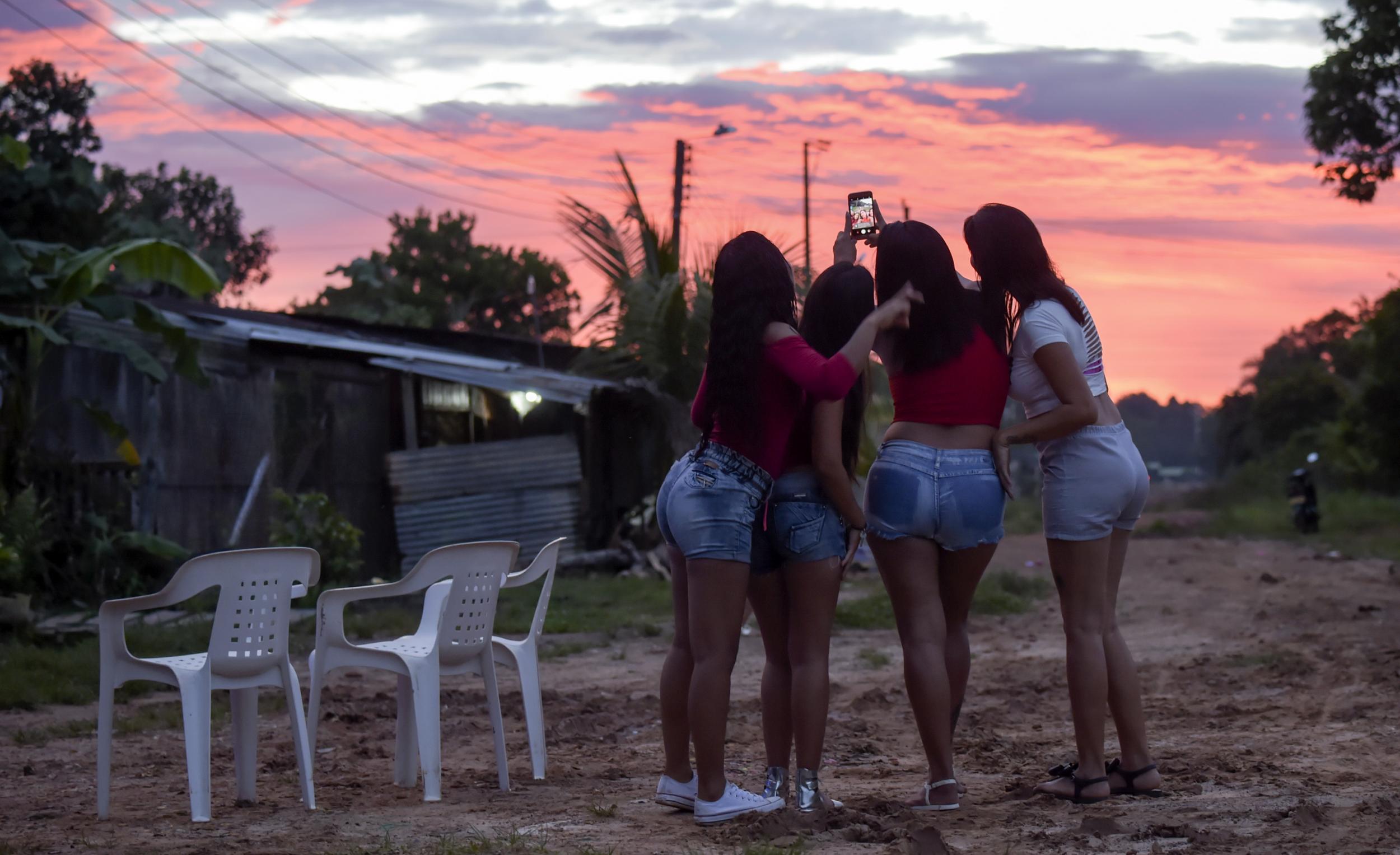 Venezuelan migrants turn to prostitution in Colombia for the lack of opportunities to work in other trades (AFP)