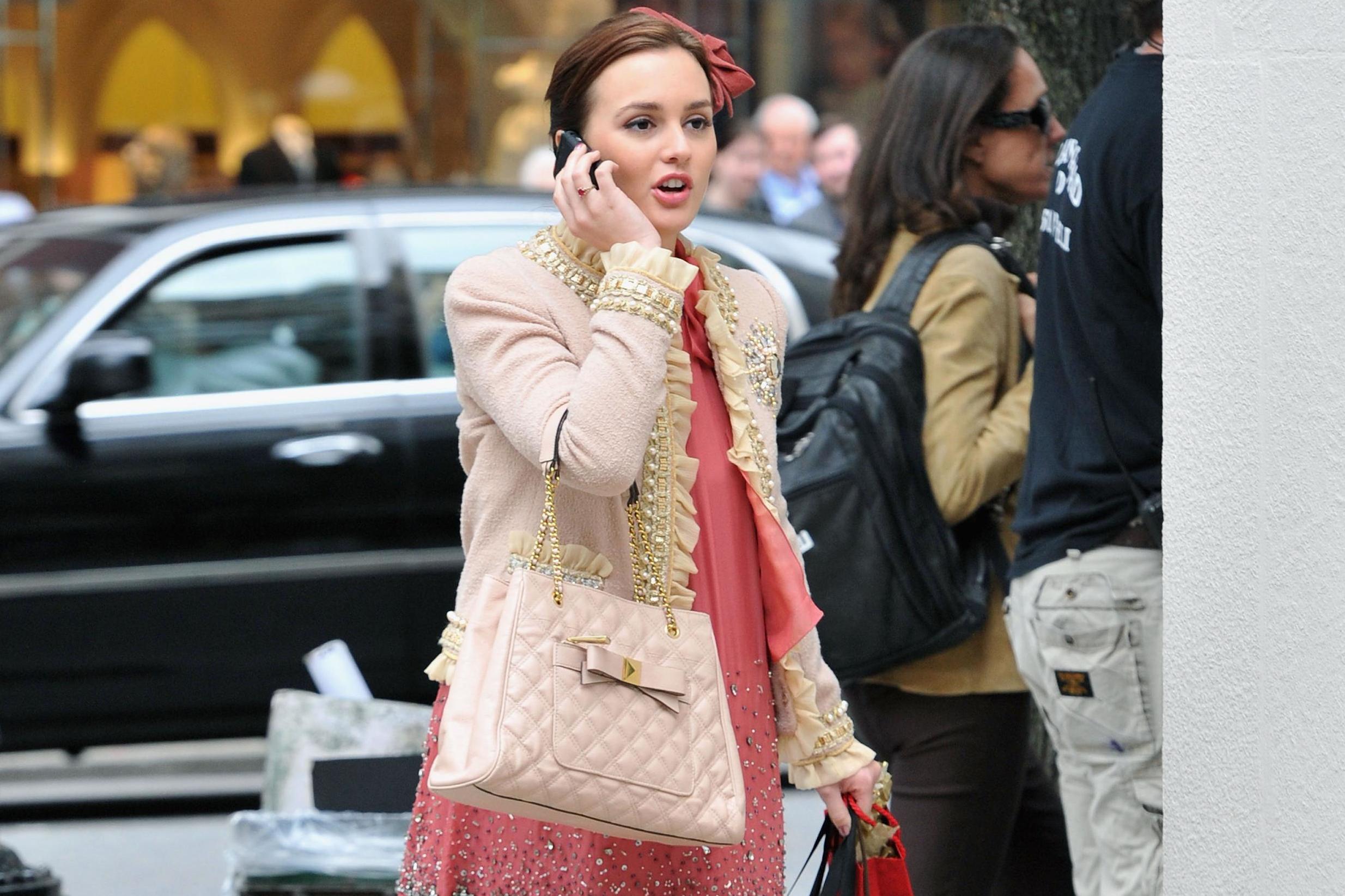 Leighton Meester on the set of Gossip Girl on 16 September, 2011 in New York City.