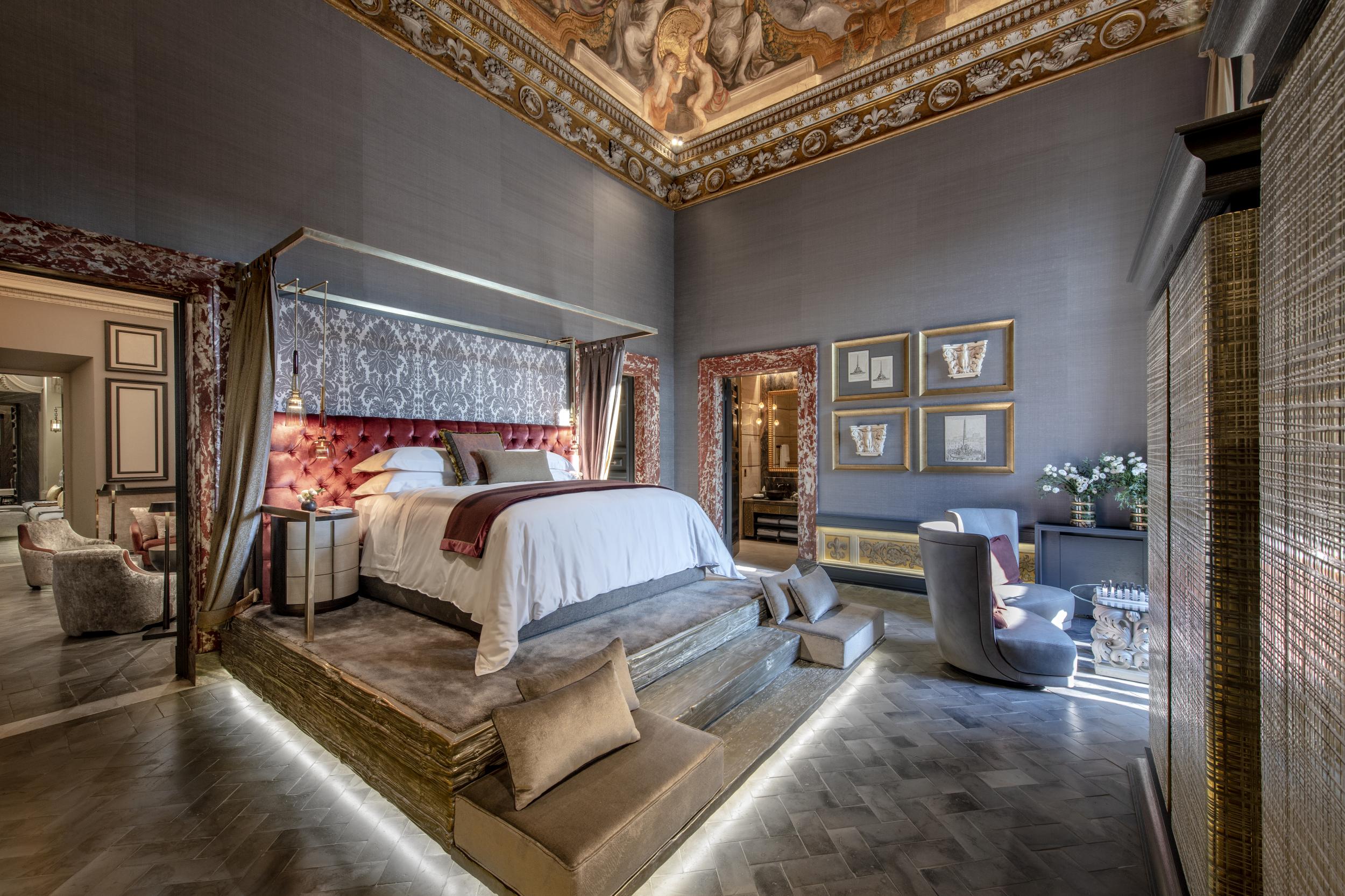 The opulent Pope bedroom
