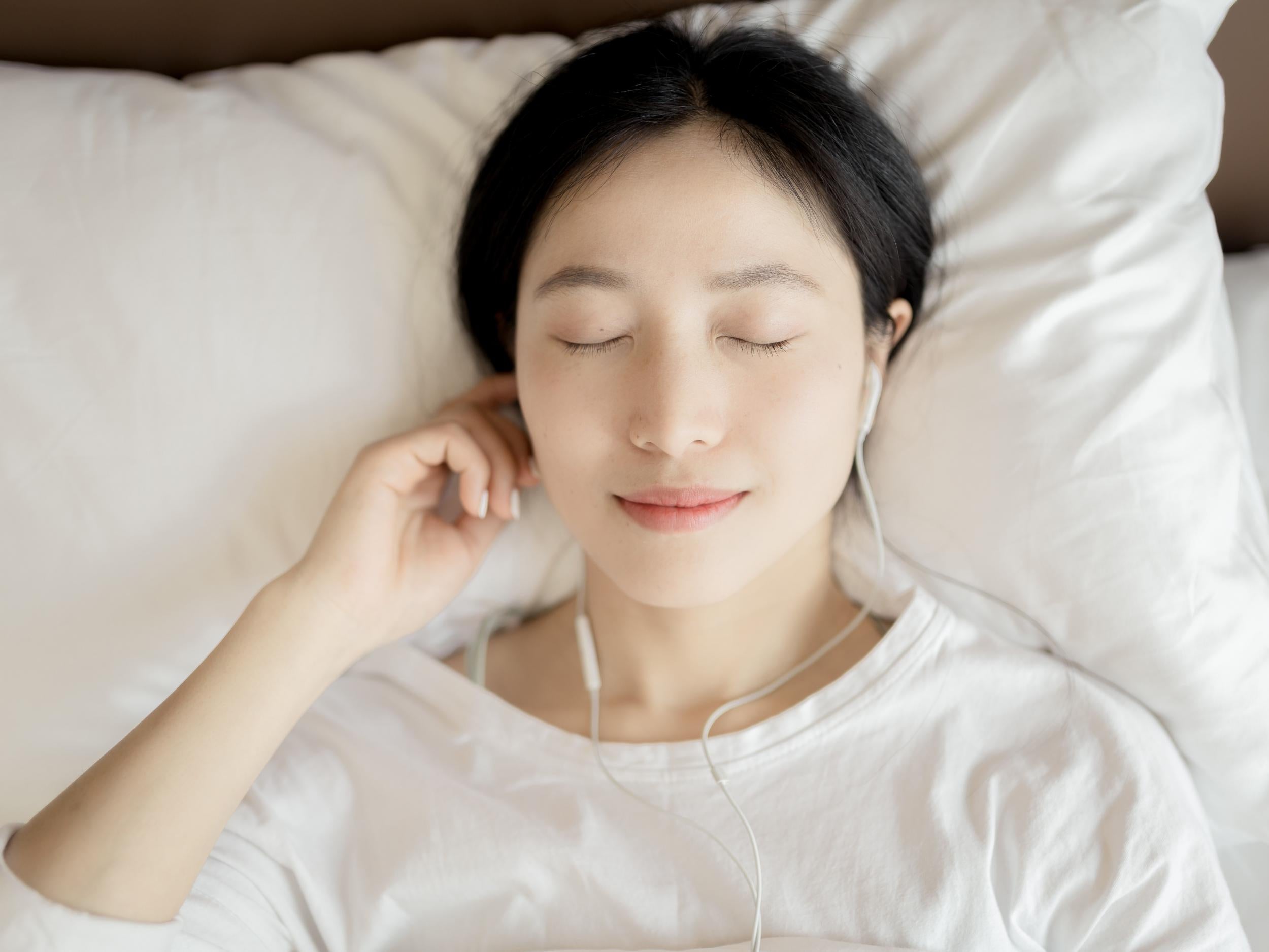 Three minutes of music were shown to reduce pre-op anxiety