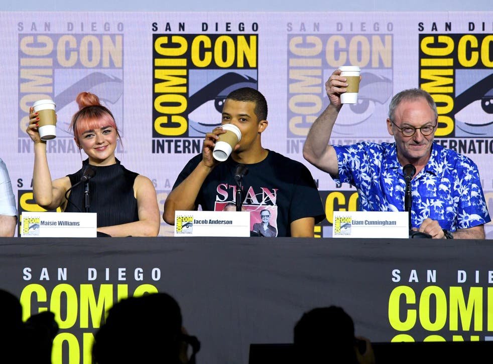 Game Of Thrones Cast Poke Fun At Coffee Cup Gaffe At Comic Con The Independent