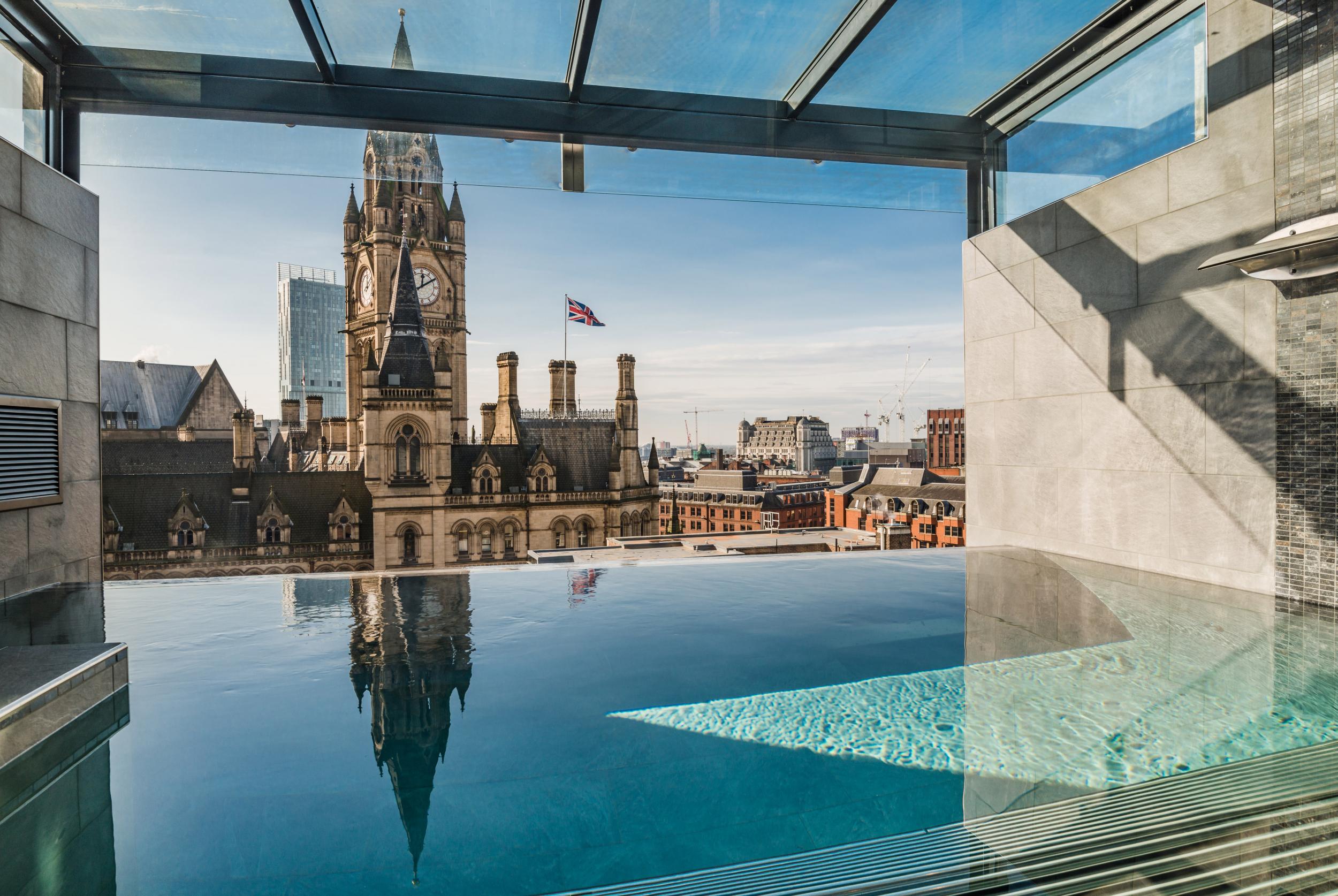 The seventh-floor infinity pool at King Street Townhouse