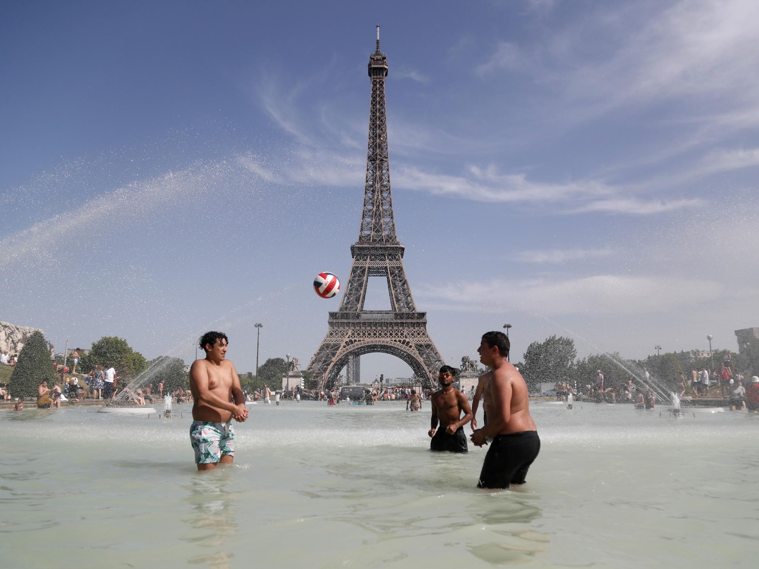 Europe heatwave Paris set for hottest temperature in history as city