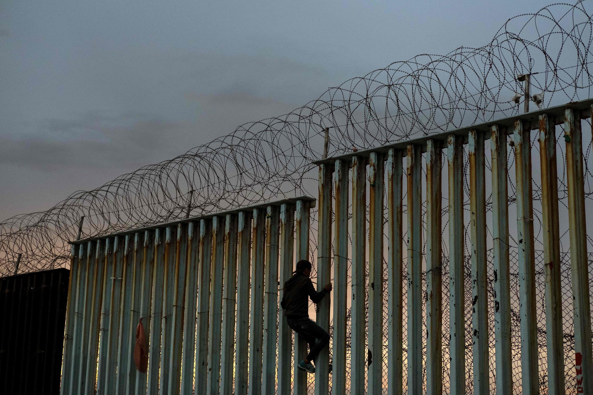 Related video: Donald Trump gives speech on citizenship and the census