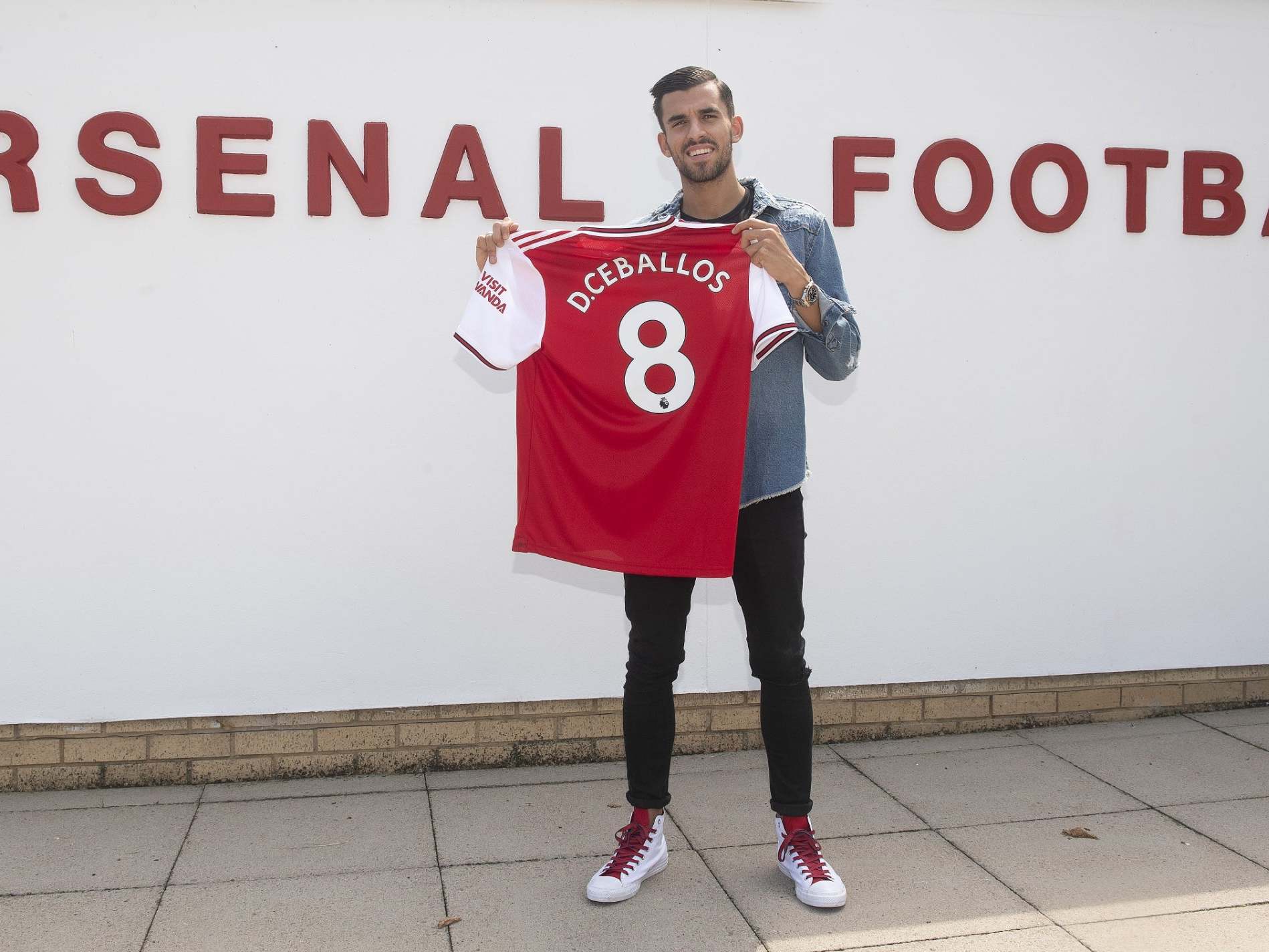 Arsenal unveil new loan signing Dani Ceballos