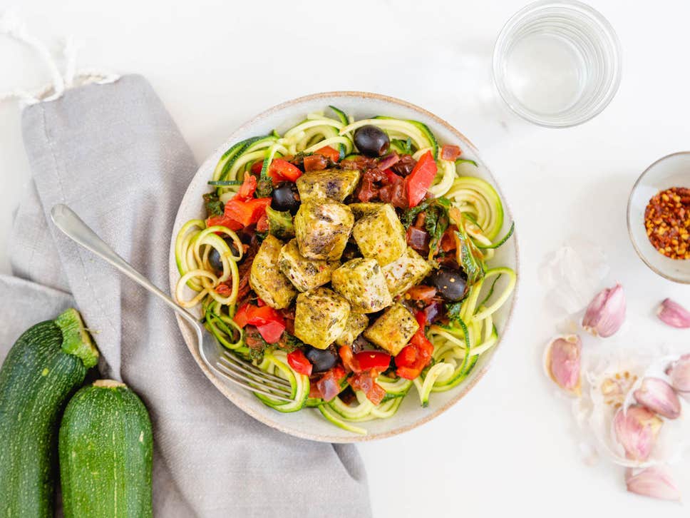 Basil pesto tofu, courgetti and black olives