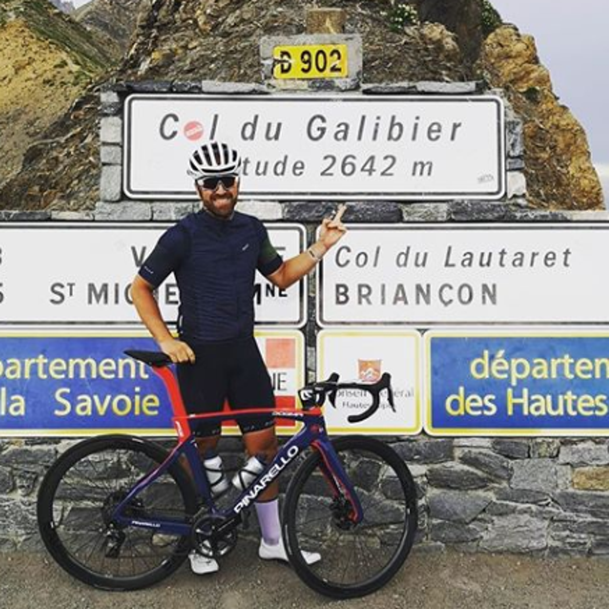 Tour de France 2019 Former England cricket Matt Prior rolls into