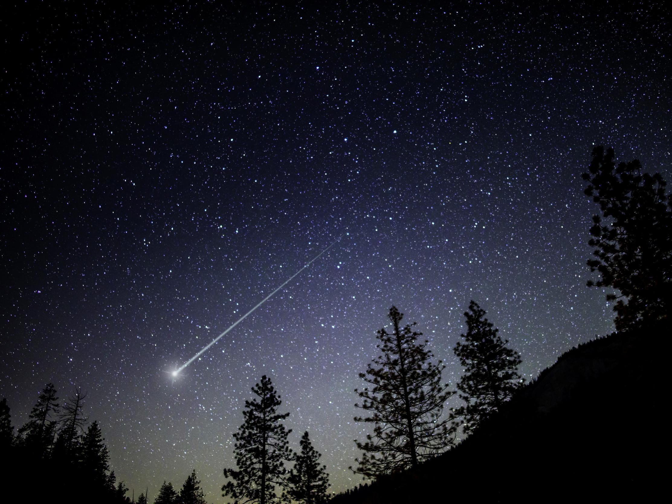 How To See A Shooting Star, Shooting Stars Tonight, Meteor Shower  Photography