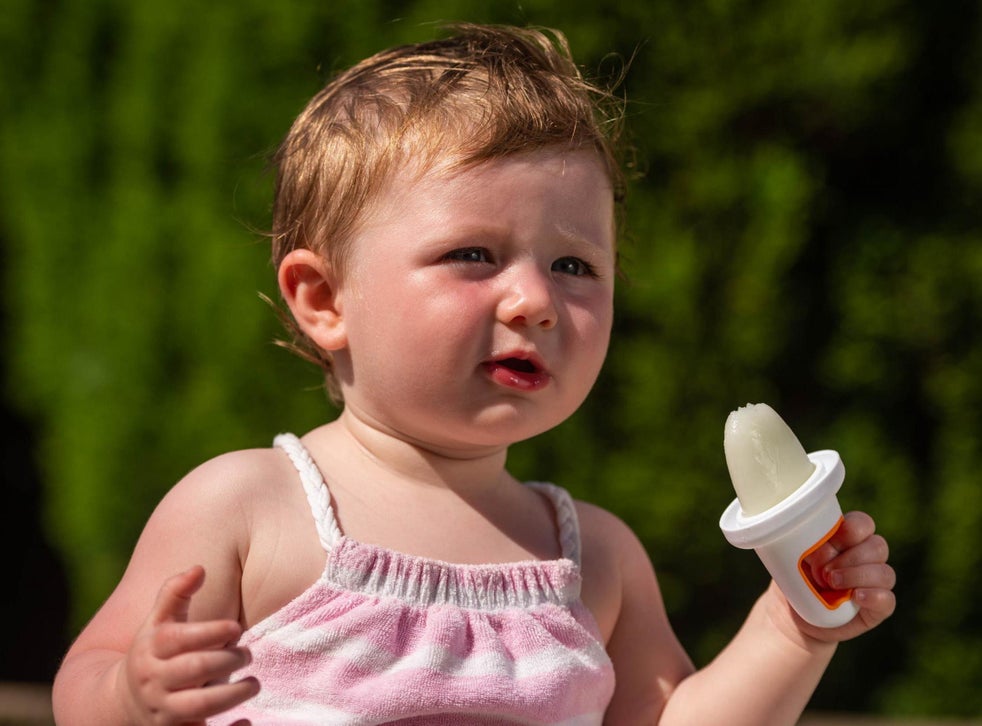 Mother Makes Breast Milk Ice Lollies To Keep Baby C