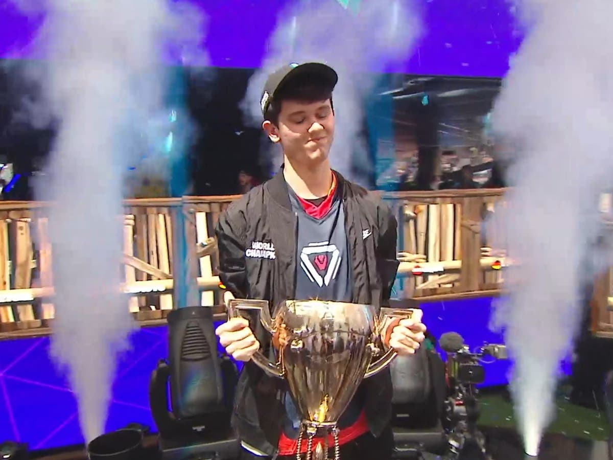 Bugha Fortnite Money Fortnite World Cup 16 Year Old Bugha Wins 3m In Solos Finals The Independent The Independent