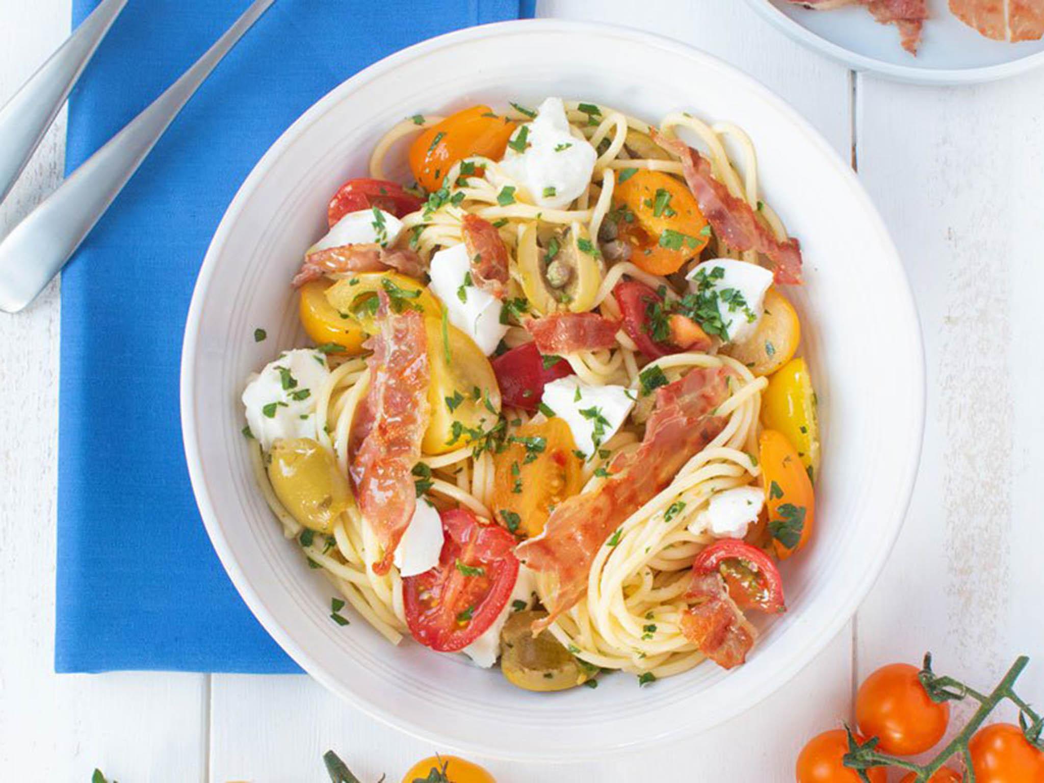 How to make tomato spaghetti with parma ham