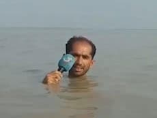 Journalist reports in neck-deep floods in Pakistan