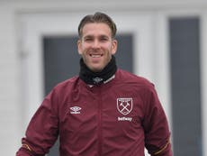 Liverpool set to sign Adrian as Mignolet replacement