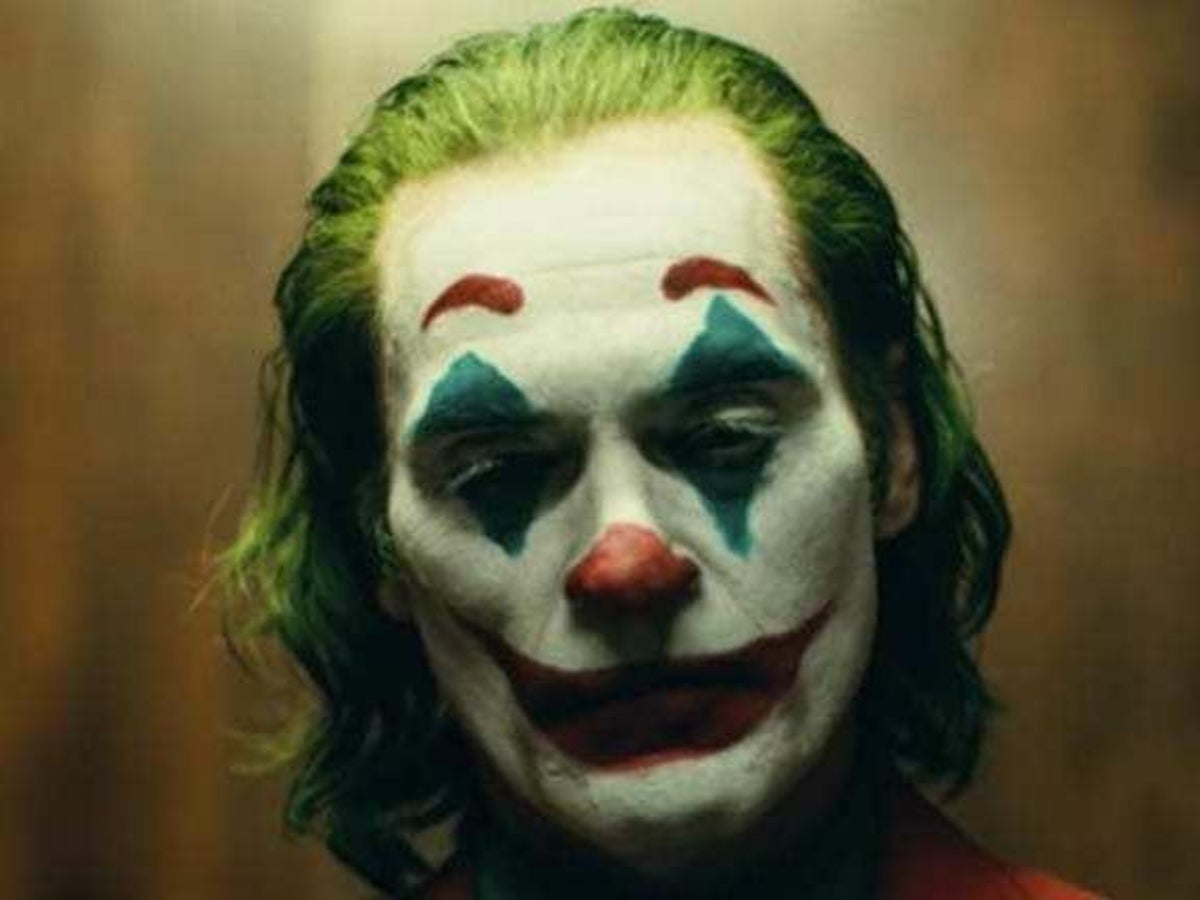 Joker Review Powerful Film Stars A Brooding Performance From Joaquin Phoenix The Independent The Independent