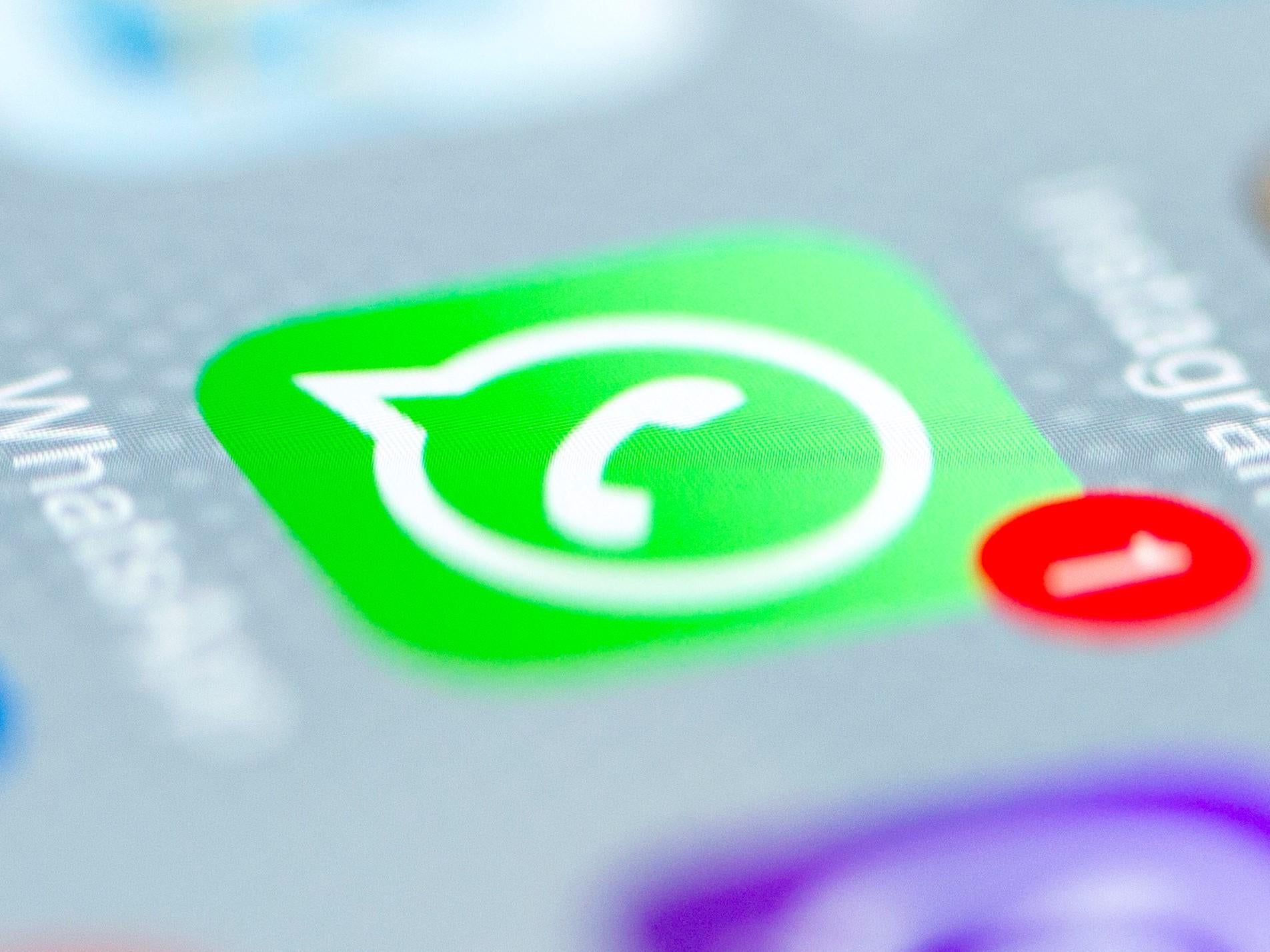 In a group conversation Whatsapp users can change the identity of a sender