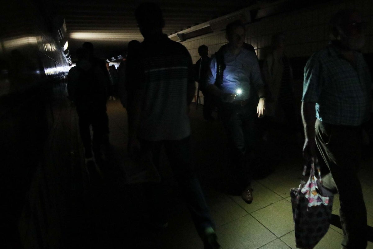 UK ‘absolutely not’ facing blackouts or rationing, says energy minister