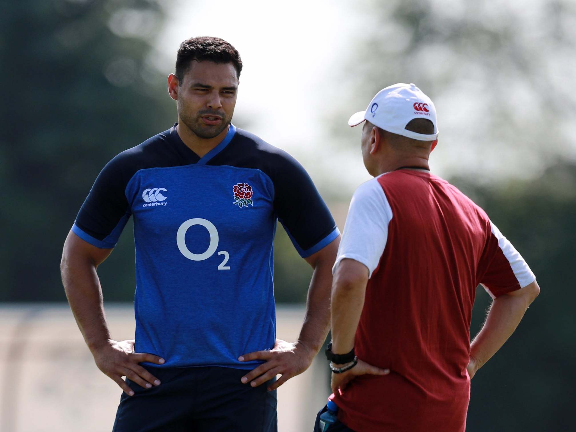 Te’o was dropped from the England squad due to a reported altercation with Brown