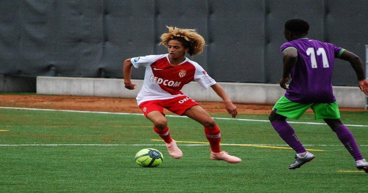 Manchester United Brasil - Hannibal Mejbri (Grande promessa francesa de 16  anos, contratado junto ao Monaco por £9 milhões): O Manchester United tem uma  grande história e também é conhecido pela sua