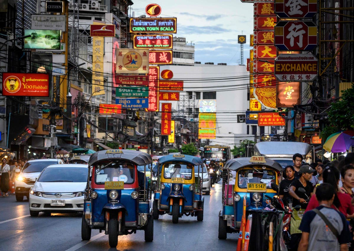 Движение авто в Тайланде