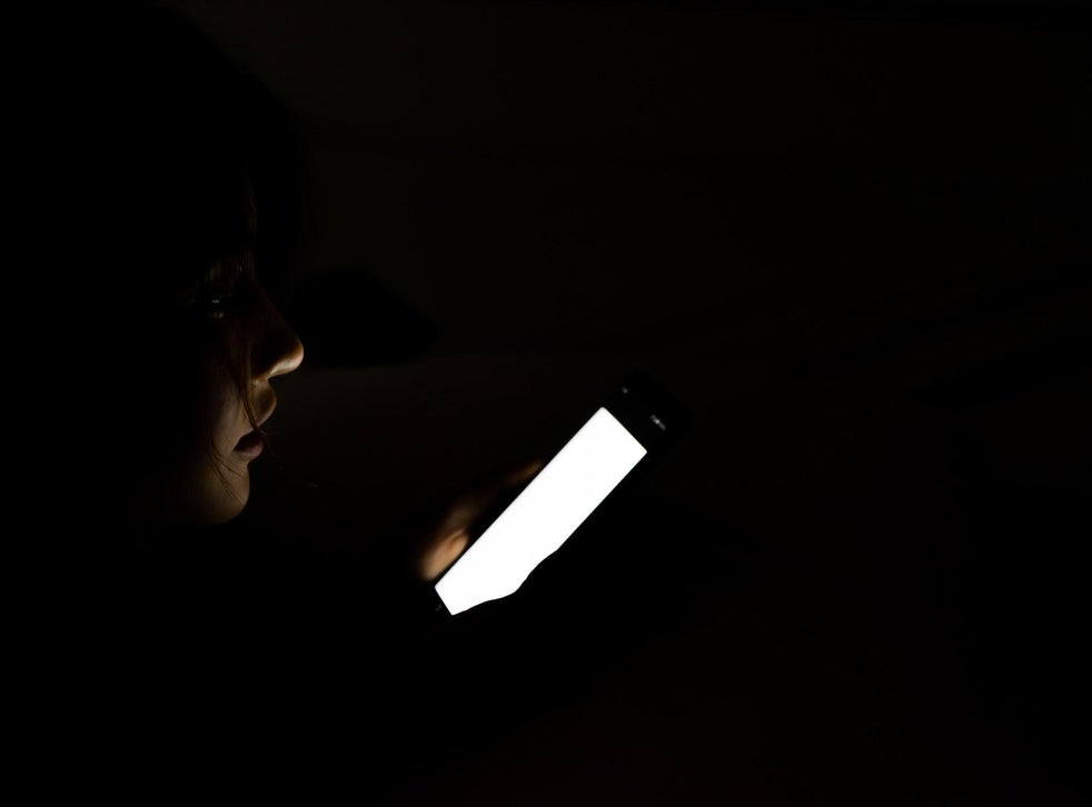 Facebook dark mode is finally coming to mobile app | The ...