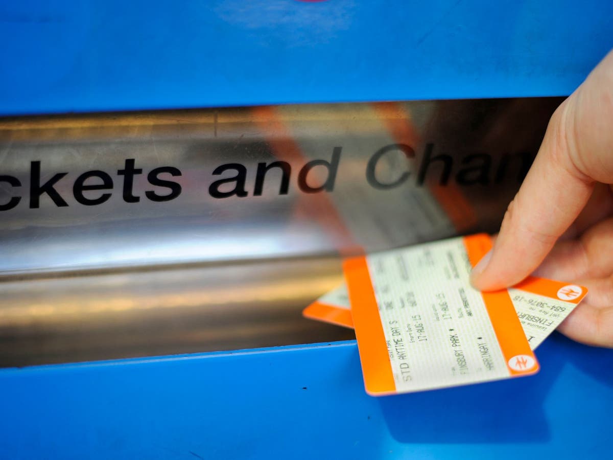 Rail fares: Commuters will ‘refuse to pay’ if season ticket hikes continue, campaigners warn