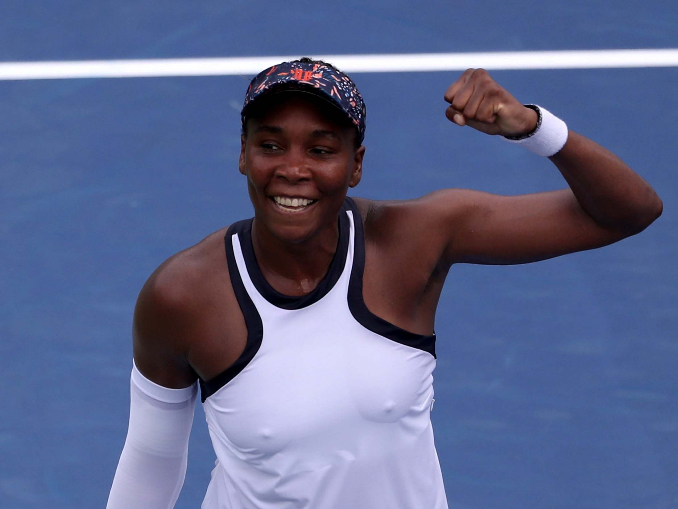 Venus Williams ousts defending champion Kiki Bertens at Southern Open as Serena Williams withdraws | The Independent | The Independent