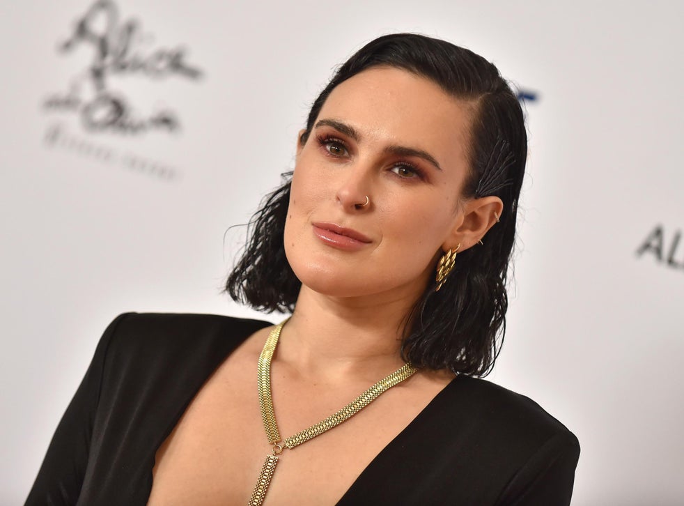Rumer Willis opens up about illness that makes her stomach feel ‘on ...