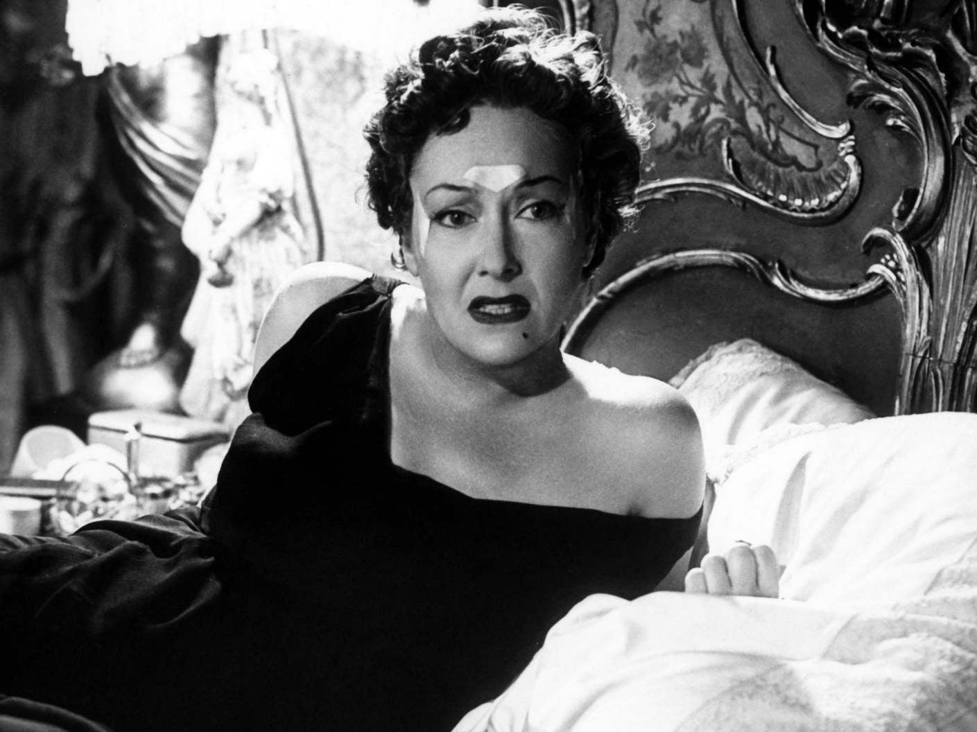 Gloria Swanson’s Norma Desmond relied on Frownies for wrinkle prevention