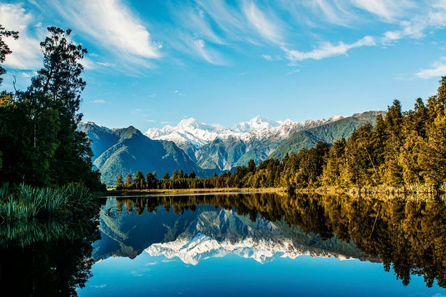 Lake Matheson on the South Island is one of New Zealand's top sights